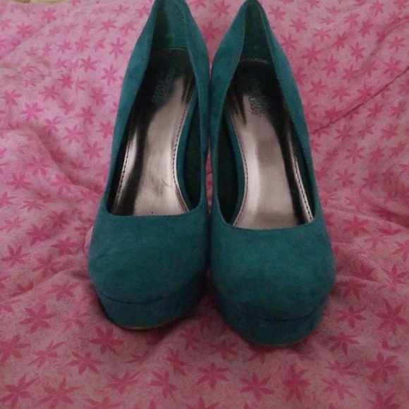 Emerald Green pumps - Picture 2 of 3